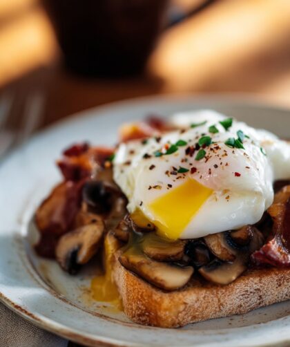 Gordon Ramsay’s Poached Egg with Mushrooms & Bacon Recipe